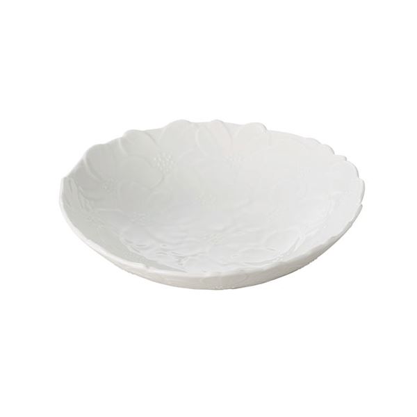 可憐に、上品に。美しい白磁と花の饗宴。花と白磁の美しい融合、可憐で上品な花模様が彩る贅沢な盛り皿 花白磁の饗宴、華やかなテーブル 机 を演出する1枚 花白磁 盛皿 1-2-0259◇関連： 生活用品／