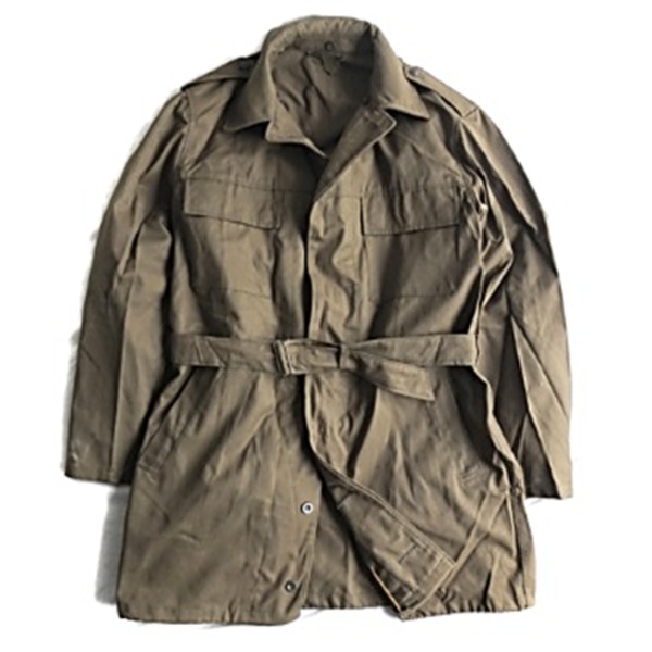 タクティカルウェア ミリタリーグッズ 軍モノ 防寒着 衣類 洋服ミリタリーウェア ミリタリーグッズ ミリタリー用品 タクティカルウェア タクティカル 軍服 戦闘服 軍用品未使用のチェコ軍放出撥水加工Ｍ
