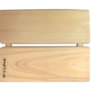 自然の香り漂う贅沢なひのきのすのこ 蒸れにくく 通気性が良い 四万十川の恵み詰まった特大サイズ、17x20cm 心地よい触感と美しい木目がくつろぎ空間を彩る 日本の伝統工芸を感じる上質な仕上げと耐久性