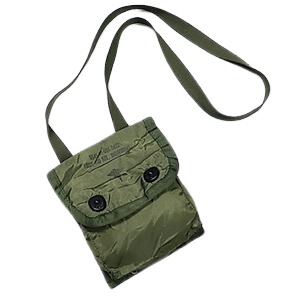 サバゲー サバイバルゲーム BDU 装備 US軍 ポーチ バッグ 鞄ポーチ バッグ ミリタリーウェア ミリタリーグッズ ミリタリー用品 ミリタリー系 タクティカルグッズ未使用のアメリカ軍放出ショルダー