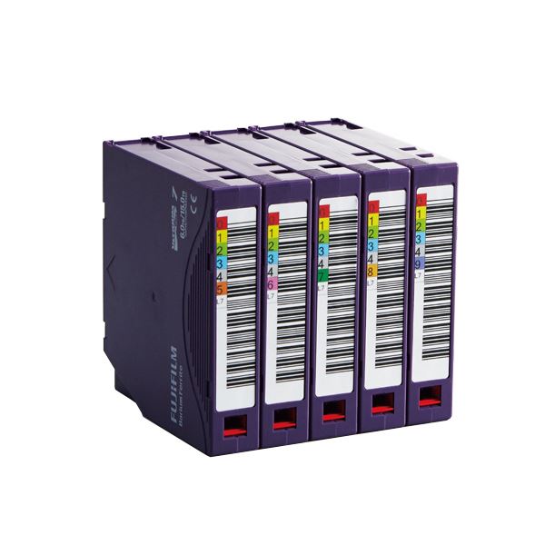 管理に便利なEDPラベル付。富士フイルムのLTO FB UL-7 OREDPX5T1パック(5巻)は、6.0TBの容量を持ち、バーコードラベル付きの便利なデータカートリッジです 大容量 大型 で信頼性